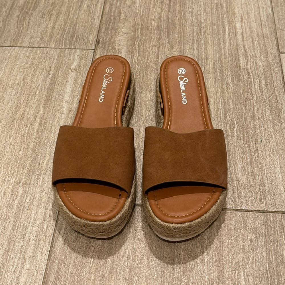 Brown Platform Sandals with Rope Design